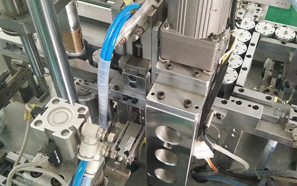 530-自動裝備機 530-自動裝備機